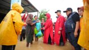 Prof Zudan Pastikan Warga Terdampak Banjir Pangkep Tertangani dengan Baik