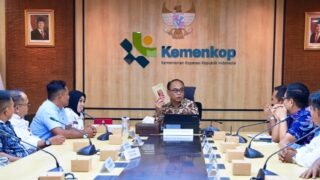 Apdesi Desak Pemerintah Bayar Gaji Kepala Desa Tepat Waktu