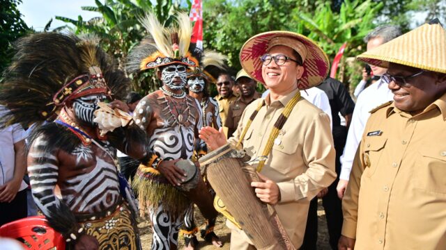 Mendes Yandri Dorong Ekonomi Papua Lewat Program TEKAD dan Koperasi Desa Merah Putih