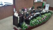 Gubernur Jawa Barat, Dedi Mulyadi, Saat Memberikan Sambutan Pada Peringatan HUT ke-29 Kota Bekasi di Gedung DPRD Kota Bekasi, Selasa (10/3/2026).